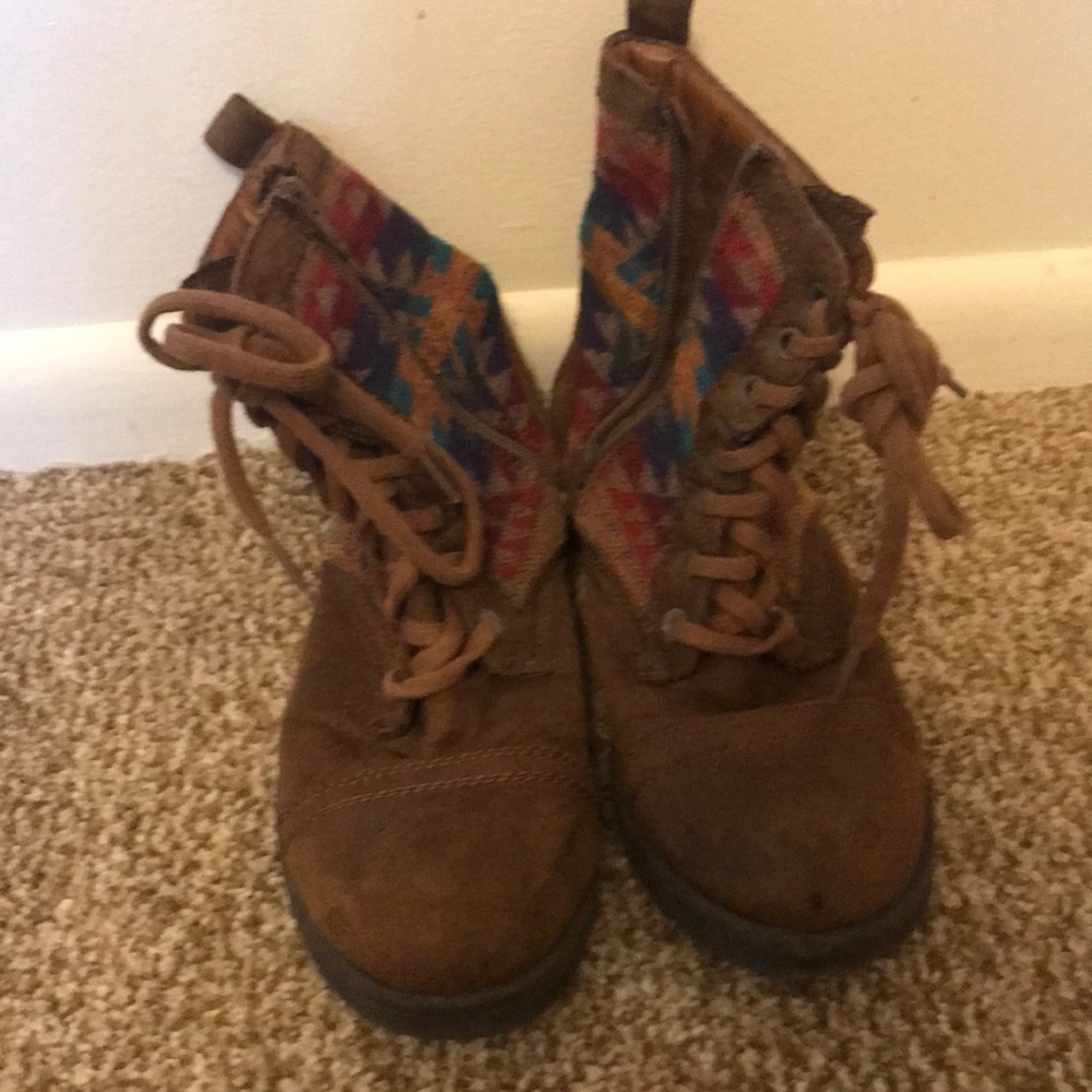 Fall boots